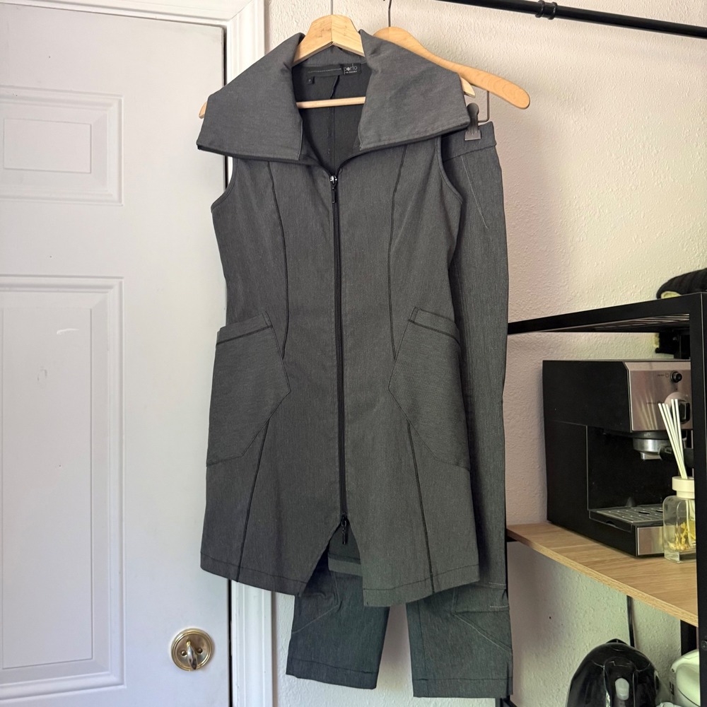 PORTO SF grey zip up lagenlook sleeveless jacket vest capri cropped pants set